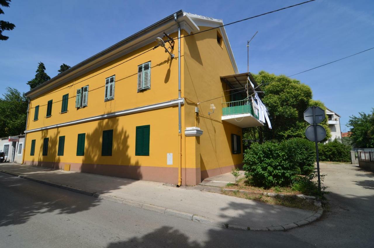 Apartment Zara Sun Exterior photo